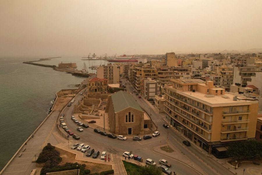 Η αφρικανική σκόνη στην Κρήτη: Το «πριν» και το «μετά» όπως τα κατέγραψε δορυφόρος