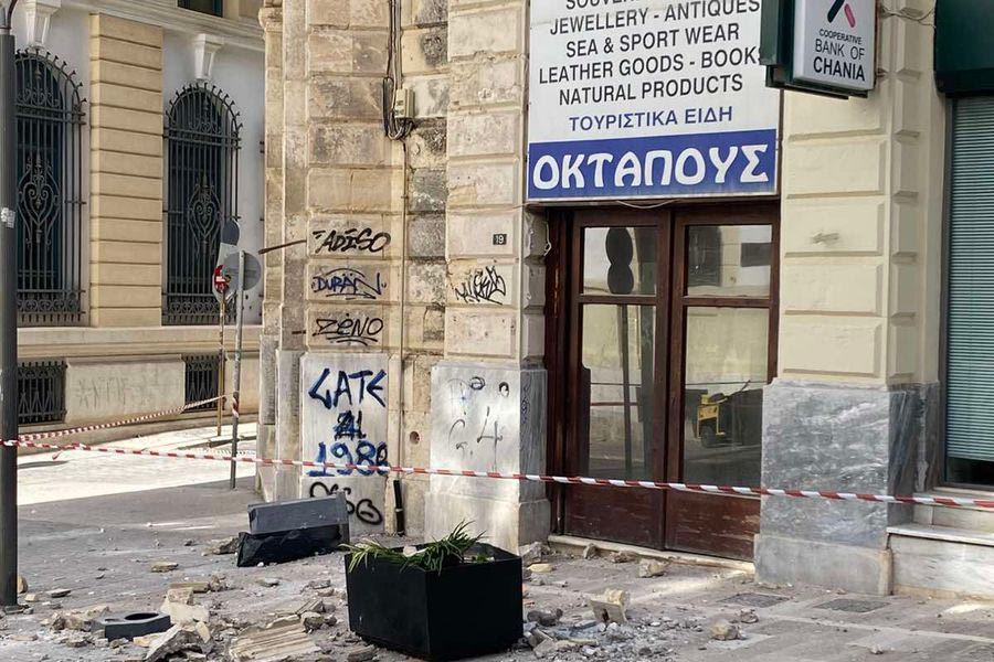 Ηράκλειο: Δείτε φωτογραφίες από τις ζημιές που προκάλεσε ο σεισμός στο Μέγαρο Κοθρή