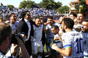 Super League 2: Πρωταθλήτρια και με τη βούλα η Κηφισιά που επιστρέφει στα “σαλόνια”