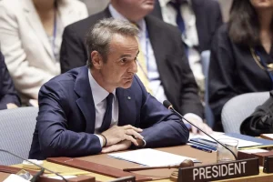 Θαλασσογραφίες Ελλήνων ζωγράφων στο κτίριο του ΟΗΕ στη Νέα Υόρκη – Την έκθεση εγκαινίασε ο Κυριάκος Μητσοτάκης