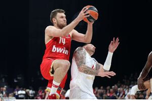 Final 4 Ευρωλίγκα: Ολυμπιακός-Μονακό 32-35 (ημίχρονο)