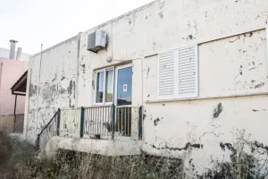 Κι όμως…αυτό το κτίριο είναι βρεφονηπιακός σταθμός!