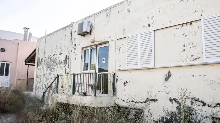 Κι όμως…αυτό το κτίριο είναι βρεφονηπιακός σταθμός!