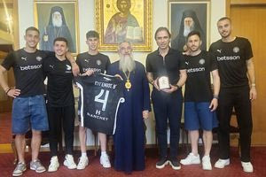 ΟΦΗ: Με την ευλογία του Αρχιεπισκόπου στον τελικό