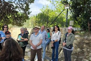 Με επιτυχία η ξενάγηση στις Μινωικές κατοικίες της Τυλίσου