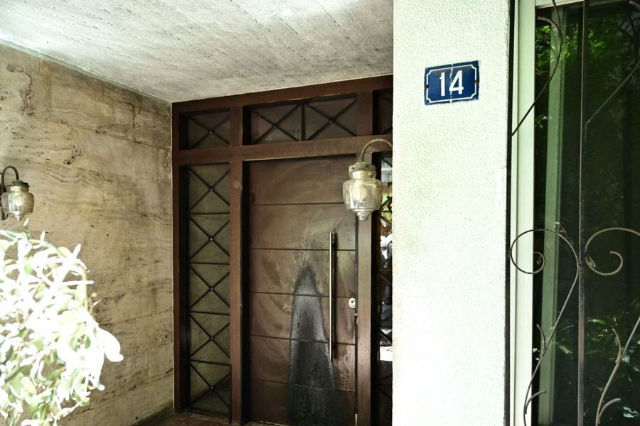 Παπαδημητρίου για επίθεση με γκαζάκια στο σπίτι του: Τα κέντρα εξουσία να ξέρουν δεν θα λυγίσω