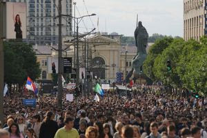 Σερβία: Διαδηλώσεις φοιτητικών με αίτημα την διεξαγωγή πρόωρων βουλευτικών εκλογών