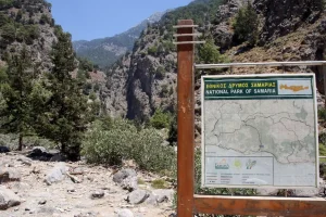 Νεκρός 67χρονος Γερμανός τουρίστας στο Φαράγγι της Σαμαριάς – Έπαθε ανακοπή κατά τη διάρκεια πεζοπορίας