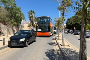 Ηράκλειο: «Μπλόκο» στην λεωφόρο Πλαστήρα λόγω παρκαρίσματος