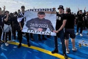 Με τους φίλους του “ΠΑΡΩΝ” στον τελικό ο αδικοχαμένος Αντώνης