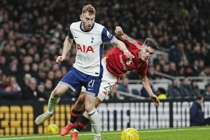 Τότεναμ και Μάντσεστερ Γιουνάιτεντ αναζητούν τη λύτρωση στον τελικό του Europa League