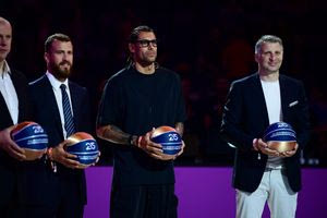 Eυρωλίγκα: Βραβεύτηκαν οι 25 κορυφαίοι αθλητές στην ιστορία της – Τέσσερις Έλληνες ανάμεσά τους