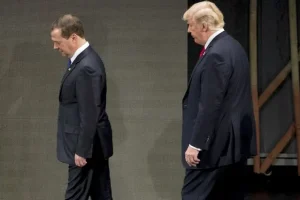 Μεντβέντεφ σε Τραμπ: Θα ήταν άσχημο να ξεσπάσει Τρίτος Παγκόσμιος Πόλεμος