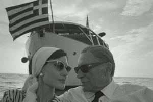 Variety: To ΕΚΚΟΜΕΔ χρωστά ποσό άνω των 100 εκατ. ευρώ σε ξένες παραγωγές που γυρίστηκαν στην Ελλάδα