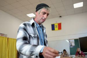 Ρουμανία: Επανάληψη των προεδρικών εκλογών σε μια βαθιά διχασμένη χώρα