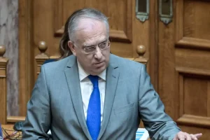 Ψηφίστηκε ο νέος αναπτυξιακός νόμος – Πάνω από 1 δισ. ευρώ θα διατεθούν τα επόμενα δύο χρόνια