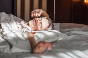 Βρέθηκε γονίδιο που ενεργοποιεί τη φλεγμονή και επιταχύνει τη γήρανση – Πώς μπορούμε να το ελέγξουμε