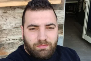 Θρήνος στο Αγρίνιο για τον 31χρονο Γιώργο που έχασε τη ζωή του σε εργατικό δυστύχημα στη Ρόδο