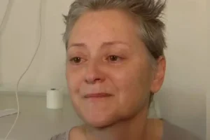 Συγκλονίζει η μητέρα που έδωσε ήπαρ της στον γιο της: «Νιώθω ότι τον γέννησα ξανά»