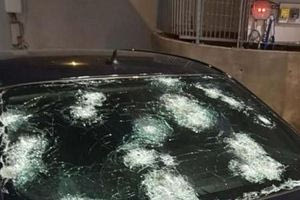 Άνω Λιόσια: Τι «βλέπουν» οι Αρχές πίσω από τη μαφιόζικη επίθεση με καλάσνικοφ σε βάρος του 42χρονου