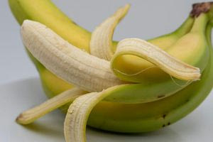 Άγουρες ή ώριμες μπανάνες; Ποιες είναι καλύτερες για την υγεία
