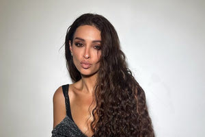 Ελένη Φουρέιρα: Έσπασε το δόντι της στην σκηνή