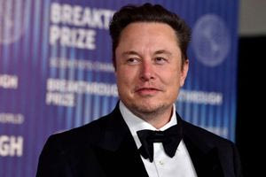 Έλον Μασκ: “Οι ΗΠΑ χρειάζονται ένα νέο κόμμα”