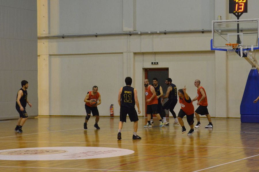 Σε πλήρη δράση το πρωτάθλημα μπάσκετ των εργαζομένων