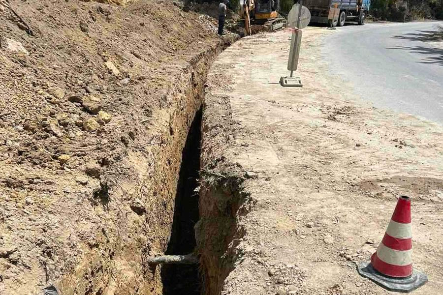 Σε οριακό σημείο η υδροδότηση – Συνεχίζονται οι εργασίες από τη ΔΕΥΑΗ