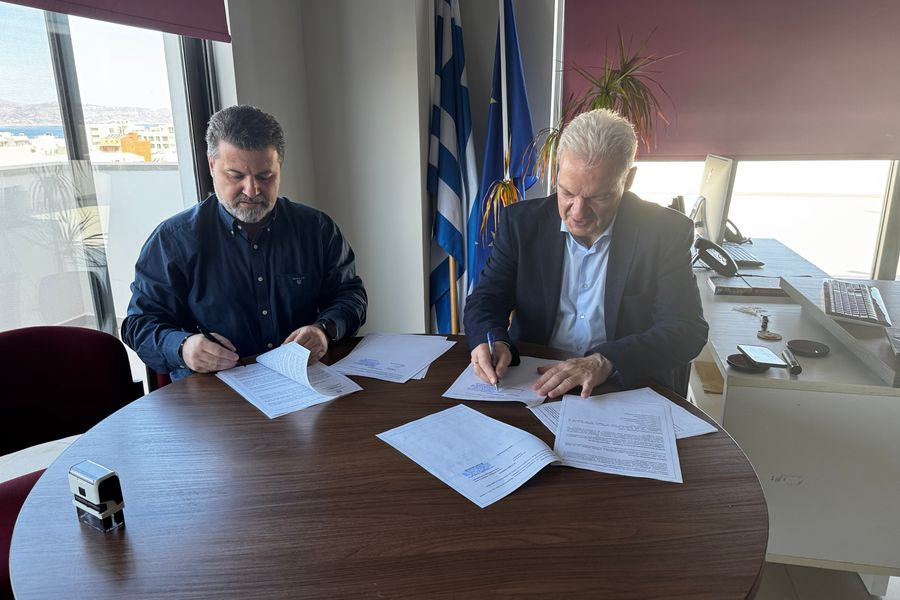 Υπεγράφη η σύμβαση για τη λειτουργία του Χώρου Υγειονομικής Ταφής Απορριμμάτων Πέρα Γαληνών