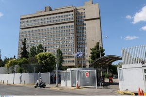 Ο κόσμος τό ‘χει τούμπανο…