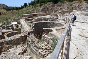 Φαιστός: Ο απινιδωτής έσωσε τουρίστρια που λιποθύμησε