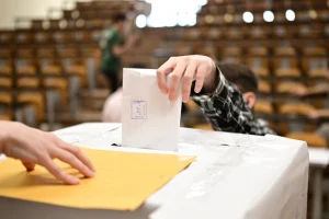 Φοιτητικές εκλογές: Για «καθαρή νίκη» μιλά η ΔΑΠ-ΝΔΦΚ