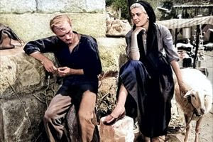 Η Μελίνα Μερκούρη στην Κριτσά, το 1956