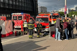 Επίθεση με μαχαίρι στο Αμβούργο – 17 τραυματίες, οι τέσσερις σε κρίσιμη κατάσταση