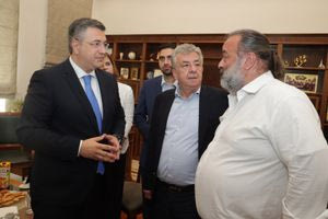 «Θα βάλουμε ταχύπλοο για τους φιλάθλους του ΟΦΗ για τον τελικό» είπε από το Ηράκλειο ο Ηλιόπουλος της ΑΕΚ