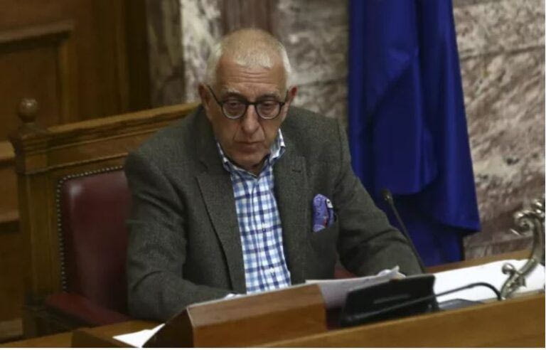 Ν. Κακλαμάνης για την «Ημέρα της Νίκης»: Σαν σήμερα το φως νίκησε το σκοτάδι