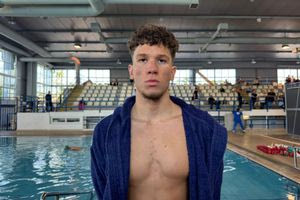 Ρεκόρ δεκαετίας σημείωσε ο Βασίλης Κακουλάκης στο Πανελλήνιο πρωτάθλημα κολύμβησης