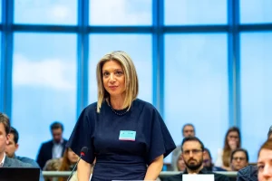 Επίθεση Καρυστιανού σε Κασσελάκη: Ποιον εξυπηρετείτε;