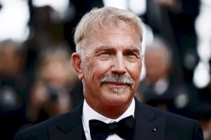 Κέβιν Κόστνερ: Αγωγή για σκηνή βιασμού εκτός σεναρίου σε γυρίσματα