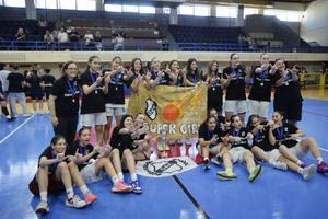 Ο ΟΦΗ σήκωσε την κούπα στις κορασίδες