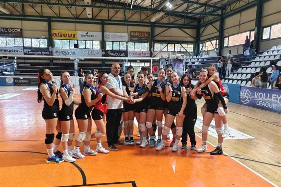 Πανελλήνια Βόλεϊ: Στους «8» οι κορασίδες του ΟΦΗ – Μία νίκη οι παίδες της ΓΕΗ