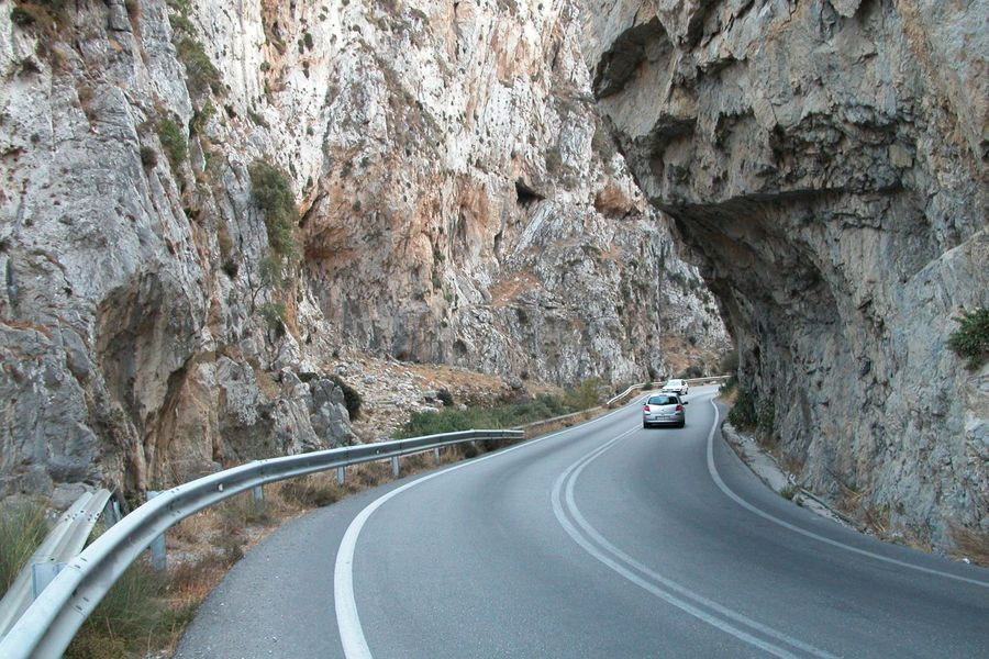 Κατολίσθηση στο Κουρταλιώτικο Φαράγγι εξαιτίας της ισχυρής βροxόπτωσης