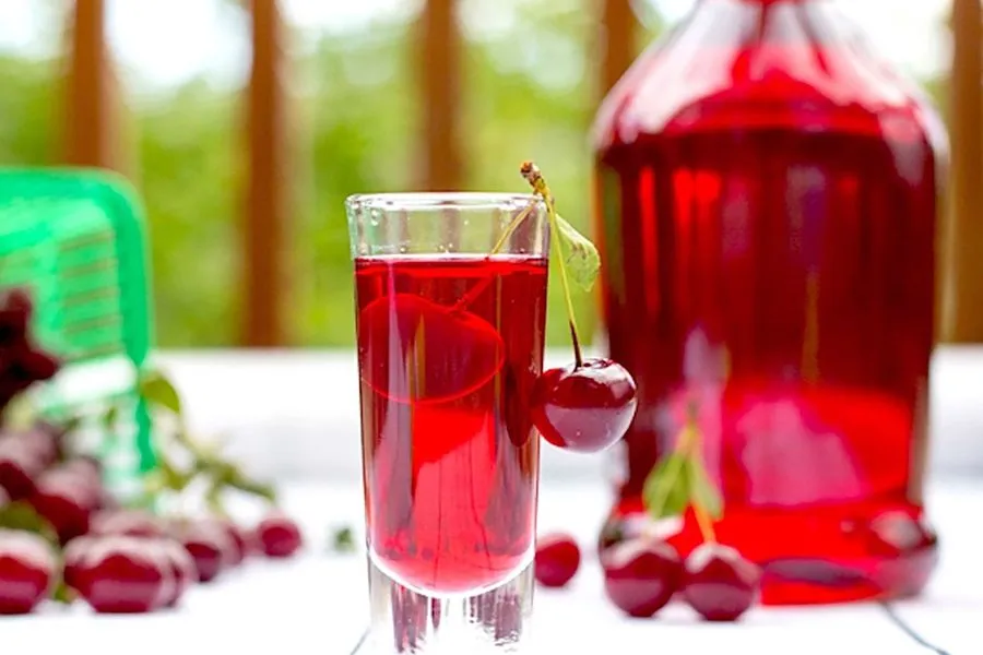 Homemade Cherry Liqueur: Patience and Sunlight for Five Weeks