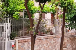 Γυναίκα εντοπίστηκε νεκρή στο δωμάτιο της οικίας της στη Νέα Χαλκηδόνα