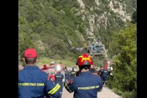 Τραγωδία στη Νέδα: Νεκρός ο 4χρονος που είχε πέσει στο φαράγγι με τον πατέρα του – Δείτε βίντεο
