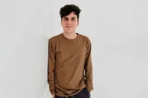 Στο κινητό τηλέφωνο οι απαντήσεις για τον θάνατο του 19χρονου φοιτητή από τα Σπάτα – Βίντεο καταγράφει τις τελευταίες του στιγμές