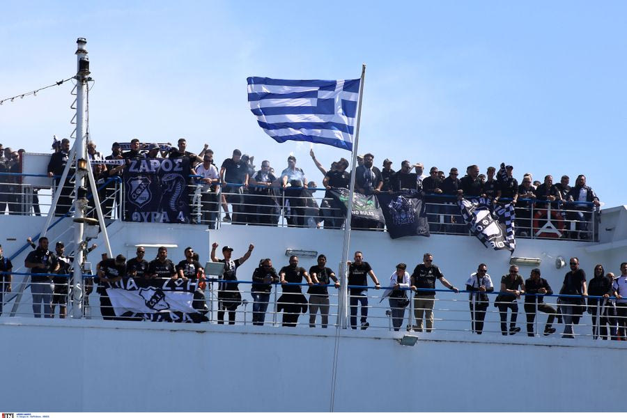 Έφτασαν οι φίλοι του ΟΦΗ στο Λαύριο (βίντεο και φωτογραφίες)