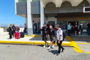 Επέστρεψε στο Ηράκλειο η αποστολή του ΟΦΗ