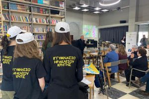 Το 8ο Γυμνάσιο Ηρακλείου στο βάθρο της οικολογίας: Η μοναδική δημόσια φωνή στην κορυφή του ECOMOBILITY 2025